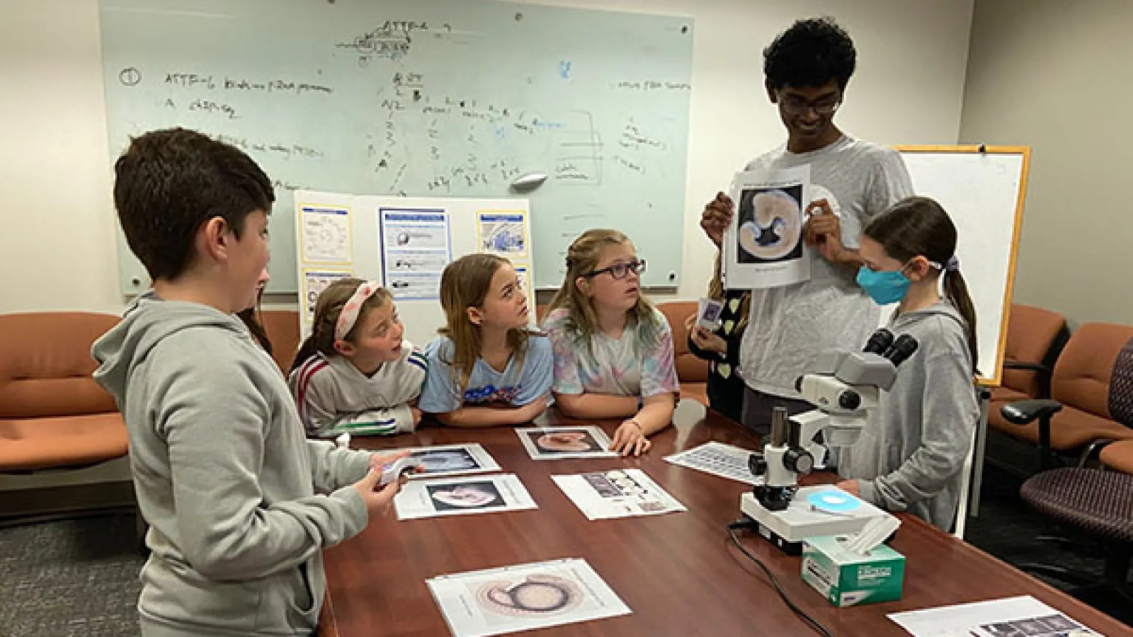 Kuppan Subramanian presents to Barrington Elementary students